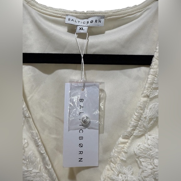 Baltic Born Edwina Lace Midi Dress Cream Ivory puff Sleeves Size XL - Picture 8 of 9